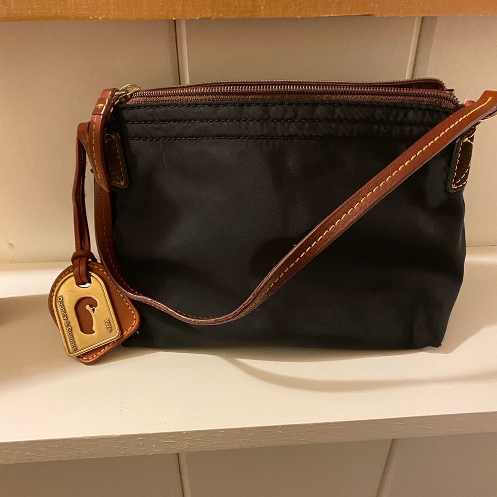 Dooney and Bourke purse